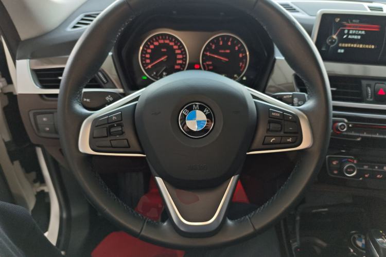 Used BMW X1 2016 xDrive20Li Luxury Model
