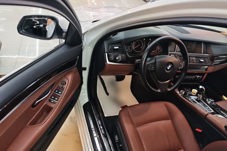 Used BMW 5 Series 2017 525Li Leading Model