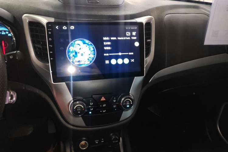 Used Changan CS35 2015 1.6L Automatic Luxury Model China V Standard
