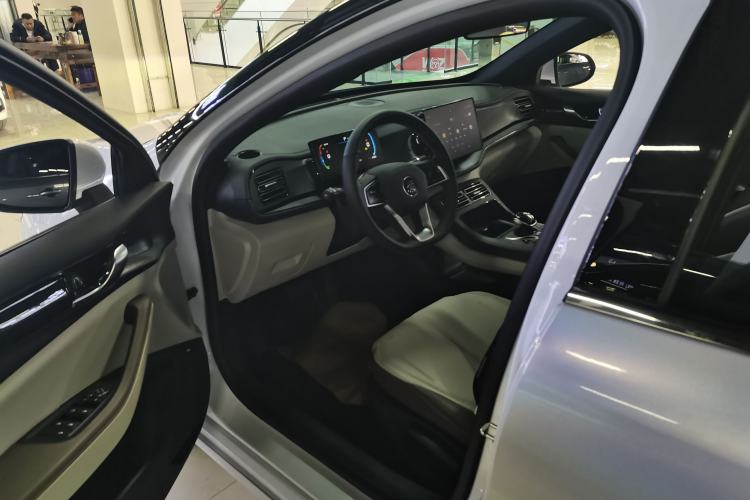 Used BYD Qin PLUS 2023 Champion Edition DM-i 55KM Leading Model
