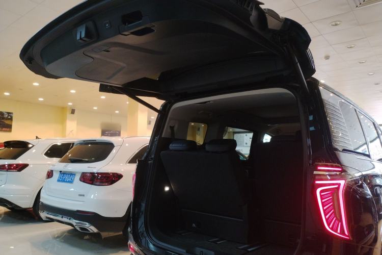 Used Hongqi HQ9 2023 2.0T Smart Connect Flagship Edition
