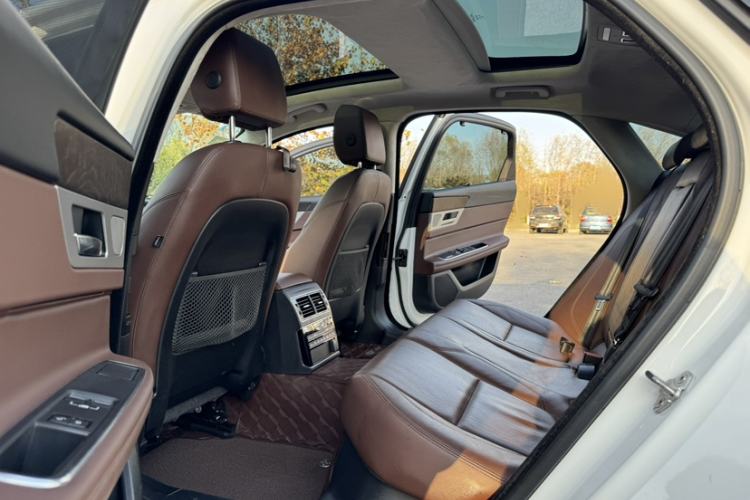 Used Jaguar XFL 2018 XFL 2.0T 250 PS Luxury Edition
