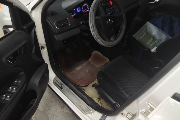 Used  Tongyue RS 2012 Cross 1.3L Manual Luxury Model
