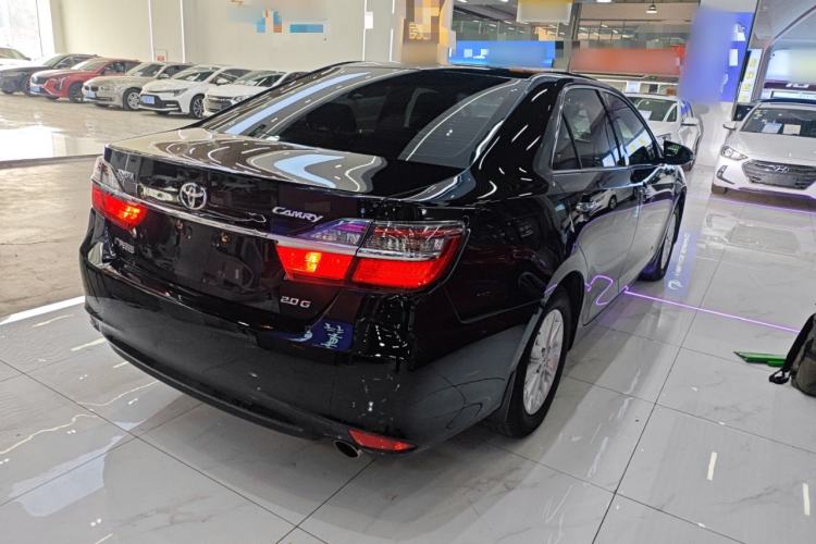 Used Toyota Camry 2015 2.0G Premier Edition