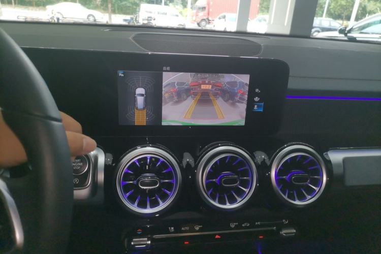 Used Mercedes-Benz GLB 2022 Refresh GLB 200 Dynamic Edition