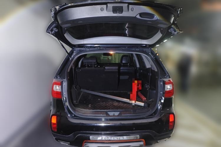 Used Kia Sorento 2013 2.4L 7-Seater Gasoline Luxury Version China IV Standard
