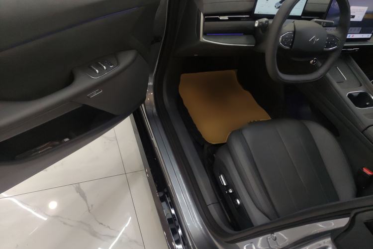 Used Dongfeng eπ eπ007 2026 Model 007+ Pure-Electric 565 Ultra+ All-Wheel-Drive LiDAR Edition
