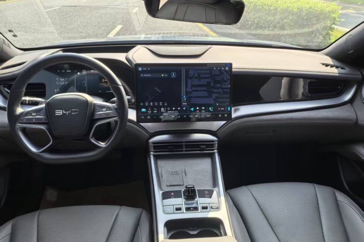 Used BYD Seal 07 DM-i 2025 Intelligent Driving Version DM-i 1.5L 125 km Prestige Edition
