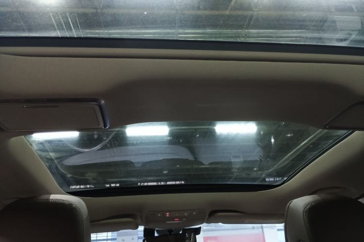 Used Mercedes-Benz E-Class New Energy 2021 E 350 e L Plug-in Hybrid Sedan