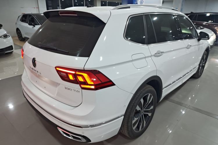 Used Volkswagen Tiguan L 2024 Outstanding Model 330TSI Automatic Two-Wheel Drive R-Line Dragon Glory Edition