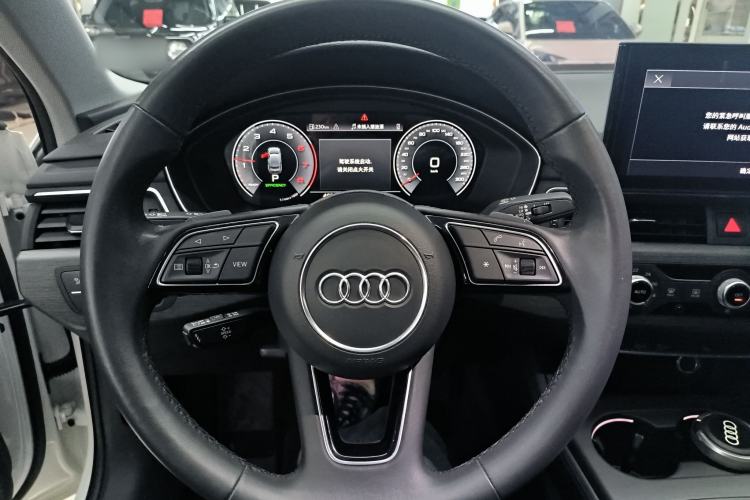 Used Audi A4L 2022 40 TFSI Stylish and Elegant Edition
