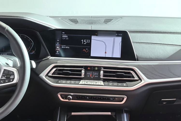 Used BMW X7 2021 Restyled xDrive40i Luxury Version with M Sport Package