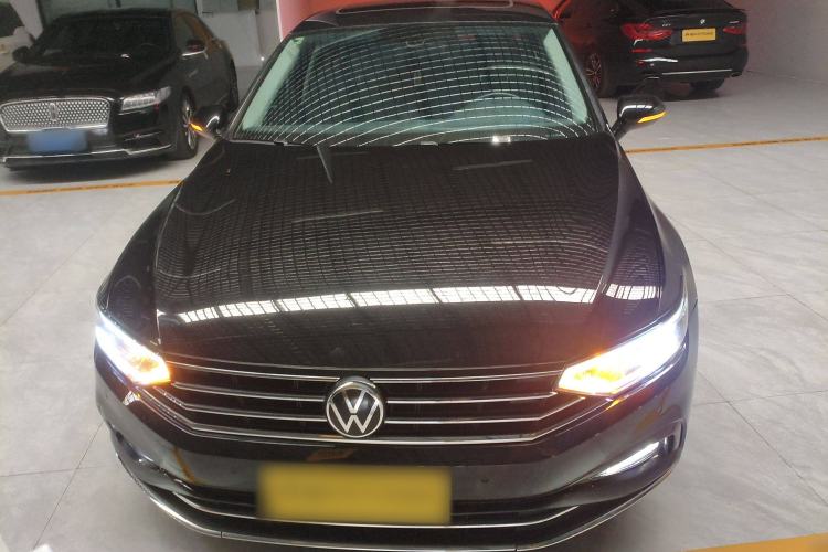 Used Volkswagen Magotan 2020 330TSI DSG Leading Model
