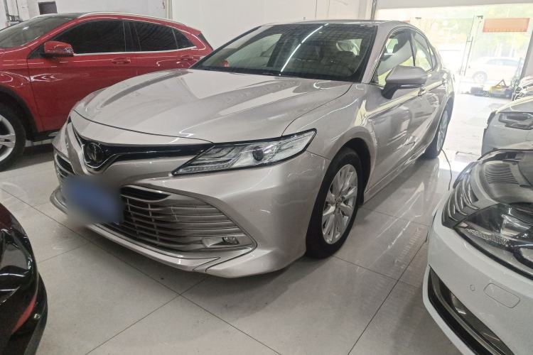Used Toyota Camry 2018 2.0G Luxury Edition