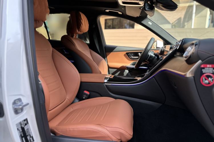 Used Mercedes-Benz GLC 2024 Refreshed GLC 300 L 4MATIC Dynamic Version 5 Seats
