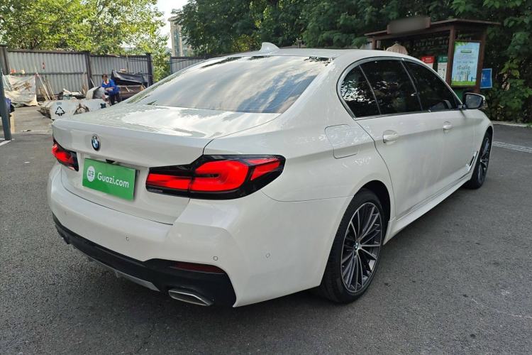 Used BMW 5 Series 2021 Facelifted 530Li Leading Edition M Sport Package
