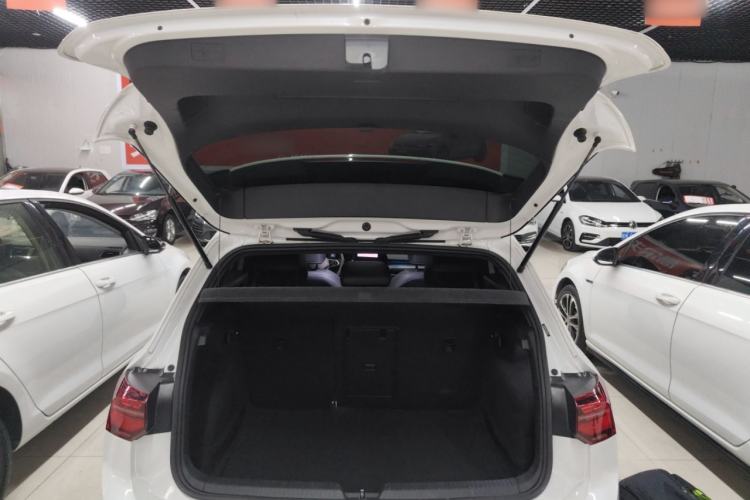 Used Volkswagen Golf 2023 Facelift 280TSI DSG R-Line