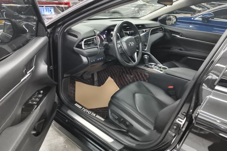 Used Toyota Camry 2019 Revised Version 2.5G Luxury Edition
