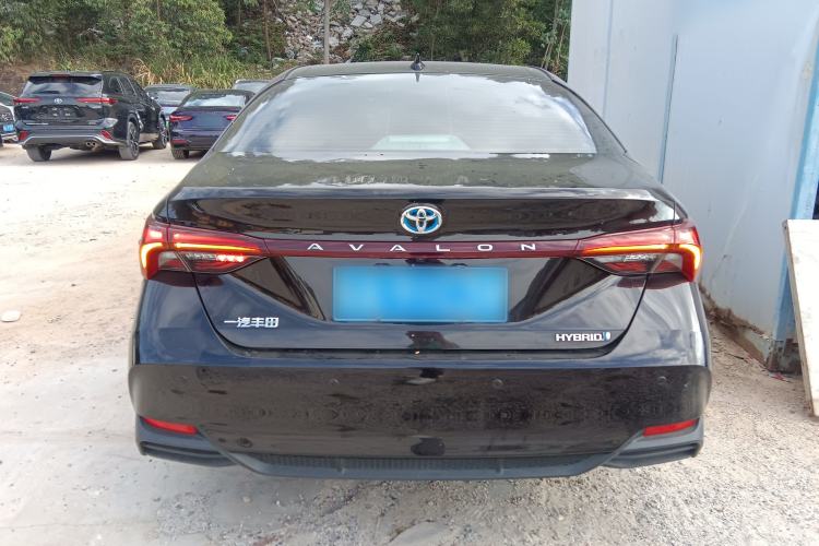 Used Toyota Avalon 2022 Dual-Engine 2.5L Luxury Edition