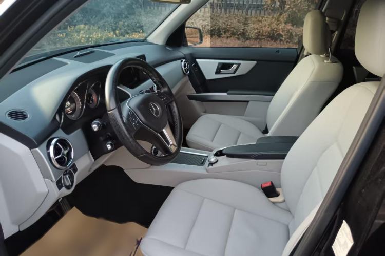 Used Mercedes-Benz GLK-Class 2014 GLK 260 4MATIC Dynamic Model
