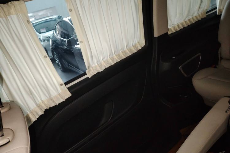 Used Mercedes-Benz Vito 2016 2.0T Elite Edition