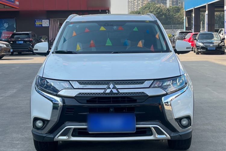 Used Mitsubishi Outlander 2020 2.4L 4x4 Zhi Xiang Edition 5 Seats
