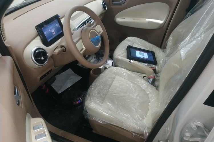 Used Wuling Hongguang MINIEV 2025 Four-Door Version Advanced Edition
