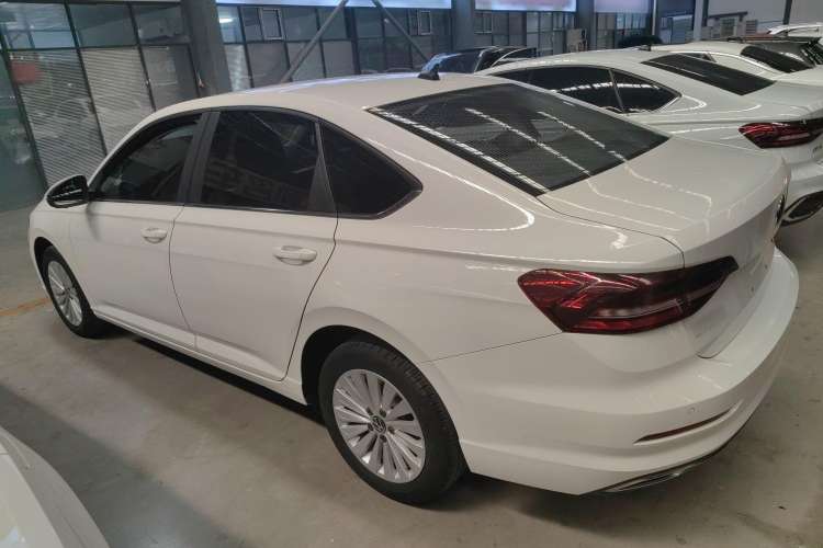 Used Volkswagen Lavida 2021 1.5L Automatic Vision Edition
