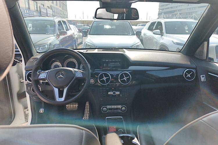 Used Mercedes-Benz GLK-Class 2013 Facelift GLK 300 4MATIC Luxury Edition