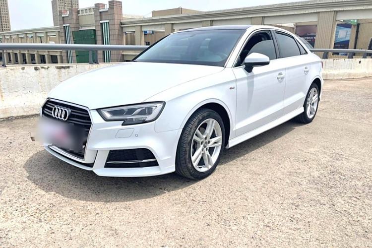 Used Audi A3 2019 Limousine 35 TFSI Fashion Edition China V standard
