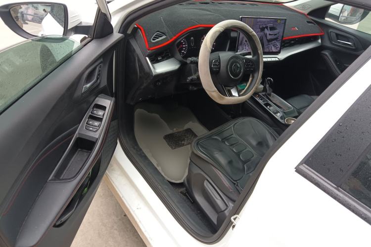 Used MG 5 2022 180 DVVT CVT Youth Style Edition
