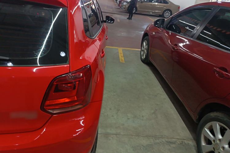 Used Volkswagen Polo 2014 1.6L Automatic Comfort Edition
