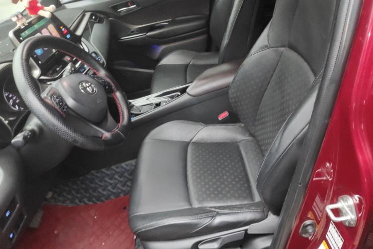 Used Toyota IZOA 2018 2.0L Yixuan Version China V Standard