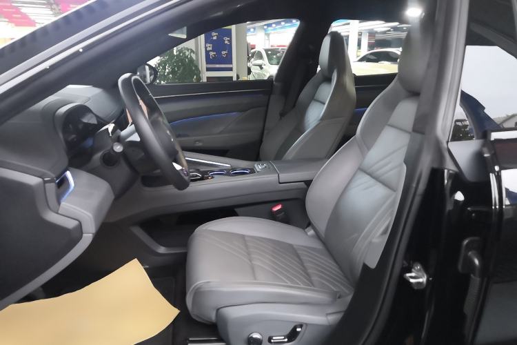 Used Zeekr 001 2025 WE Edition 100 kWh Rear-Wheel Drive