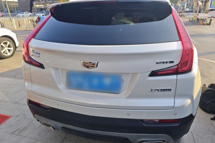 Used Cadillac XT4 2021 28T Two-Wheel Drive Luxury Version
