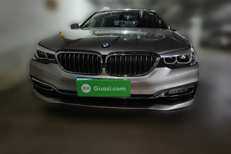 Used BMW 5 Series 2018 Facelifted 530Li xDrive Luxury Package
