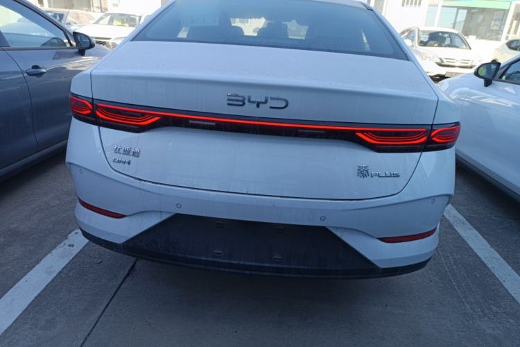 Used BYD Qin PLUS 2025 DM-i Smart Drive 55KM Leading Model
