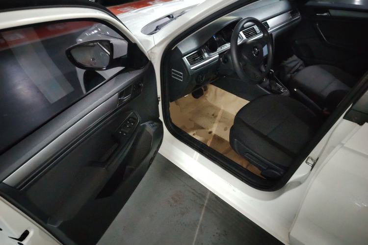 Used Volkswagen Bora 2016 1.6L Automatic Fashion Model
