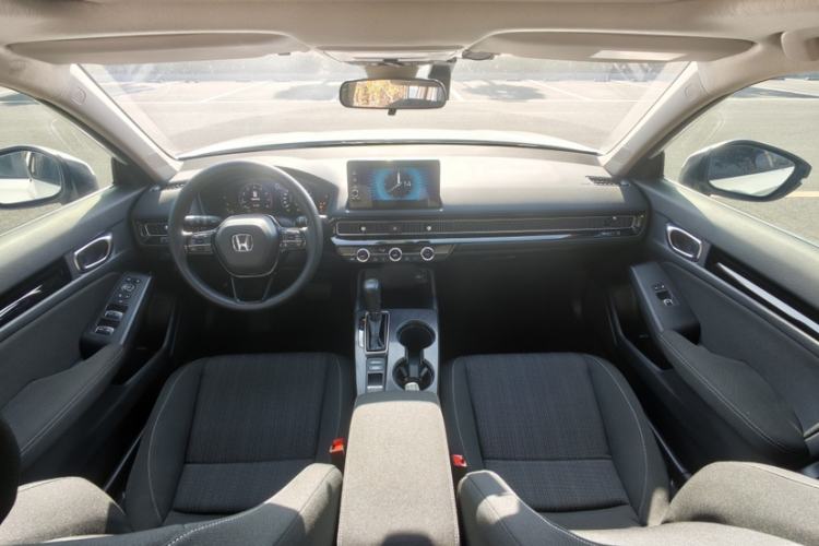 Used Honda Civic 2023 240TURBO CVT Dynamic · Center Stage Special Edition