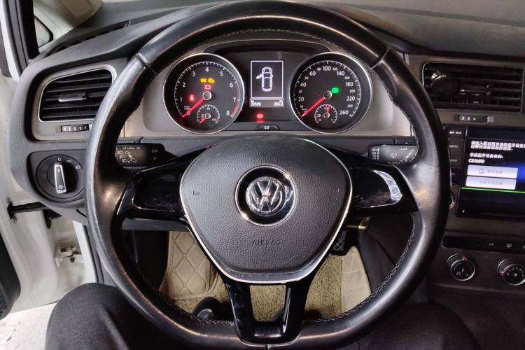 Used Volkswagen Golf 2016 1.6L Automatic Comfort Model
