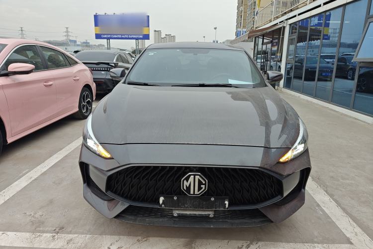 Used MG 5 2022 180 DVVT CVT Youth Luxury Edition
