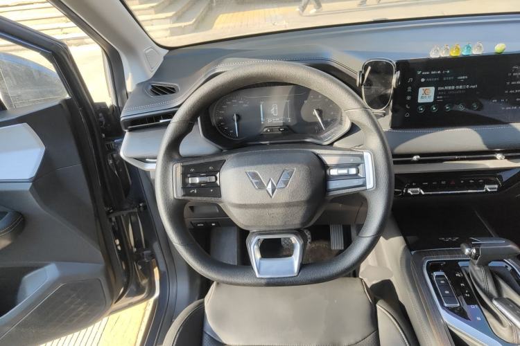 Used Wuling Jiachen 2022 1.5T CVT Smart Luxury Version

