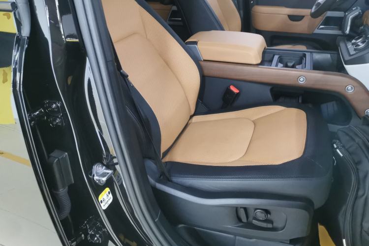 Used Land Rover Defender 2024 110 3.0T P400 X-DYNAMIC HSE
