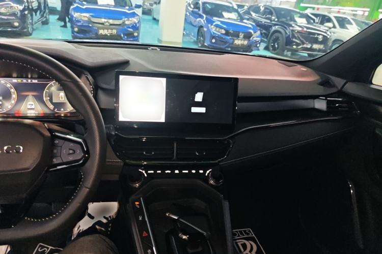 Used Lynk & Co 06 2023 Remix 1.5T Hero
