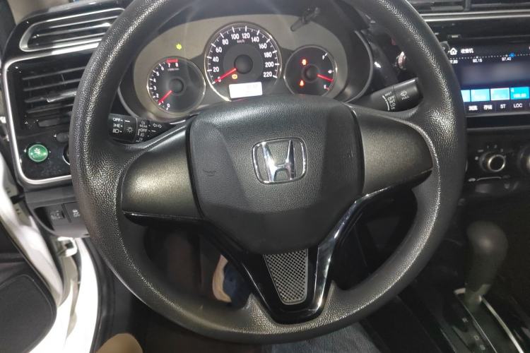 Used Honda Greiz 2016 1.5L CVT Fashion Edition
