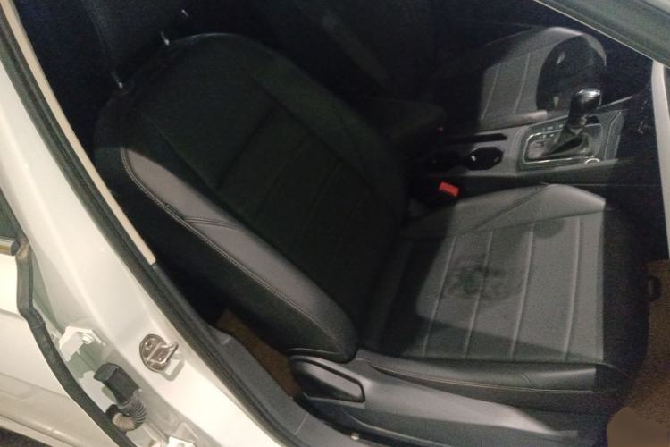 Used Volkswagen Lavida 2021 1.5L Automatic Comfort Edition
