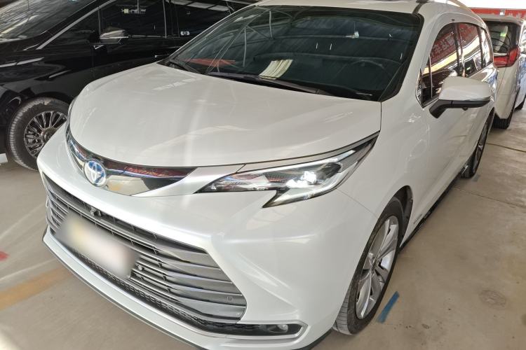 Used Toyota Sienna 2021 2.5L Hybrid Premium Edition