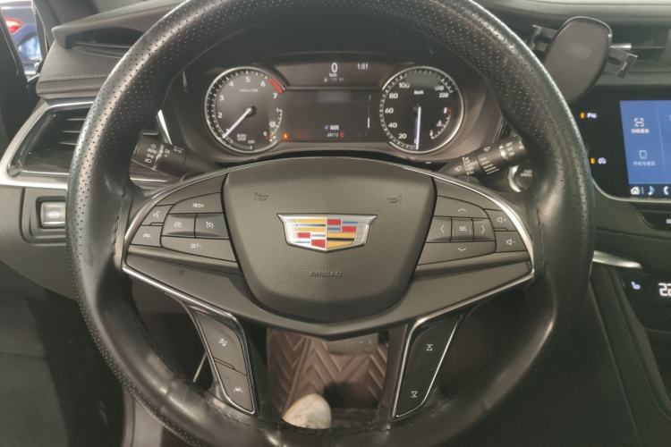 Used Cadillac XT5 2022 2.0T Two-Wheel Drive Luxury Version
