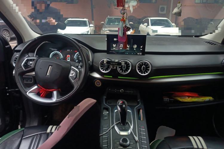 Used Wey VV6 2018 2.0T Two-Wheel-Drive Ultra-Luxury Version China V Standard