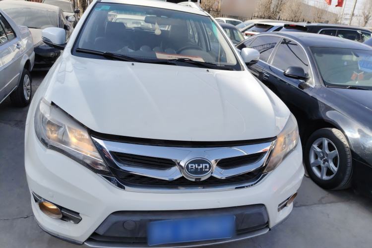 Used BYD S7 2015 2.0T Automatic Prestige Model
